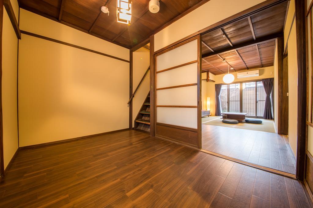Entrance Life Enmachi By Japaning Villa เกียวโต ภายนอก รูปภาพ