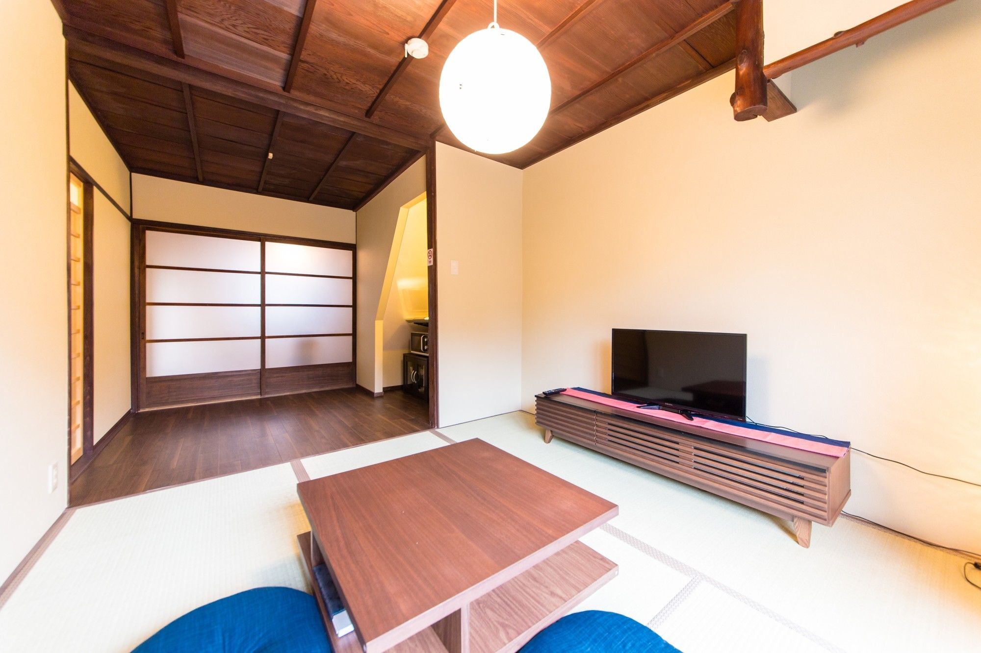 Entrance Life Enmachi By Japaning Villa เกียวโต ภายนอก รูปภาพ